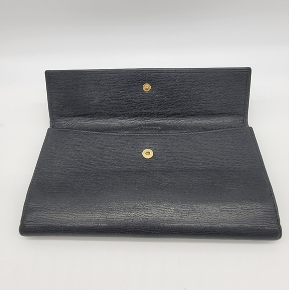 Authentic Preowned Gucci Bifold - Picture 6 of 16
